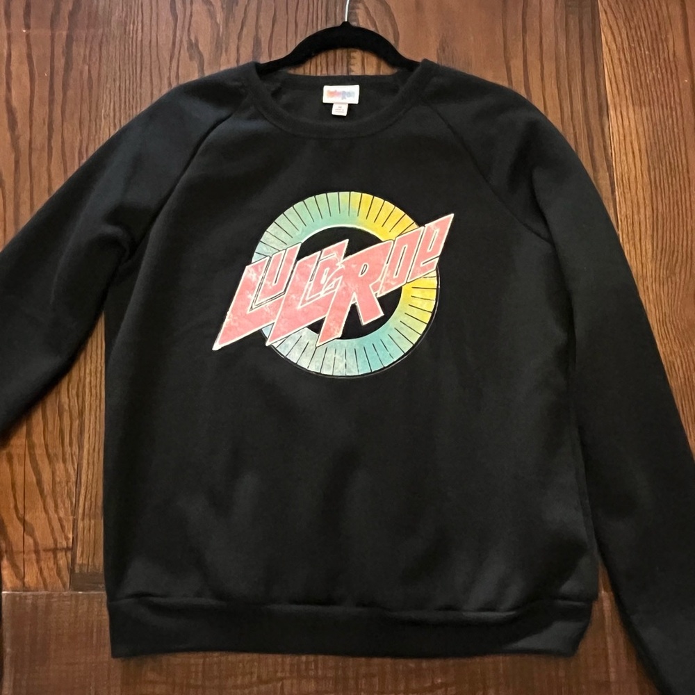 Womens LuLaroe Medium Sweatshirt